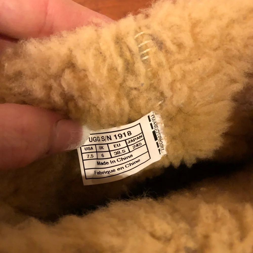 UGG Brown Winter‎ Boots